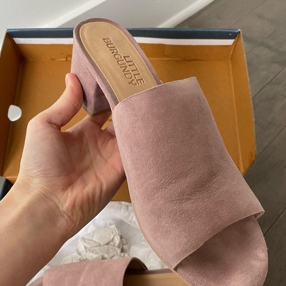 Lilac suede mule heels - Picture 2 of 2